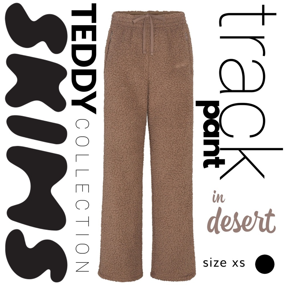 SKIMS Teddy Track Pant in Desert Size XS